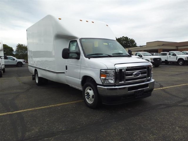 An image of 2024 Ford E-350SD