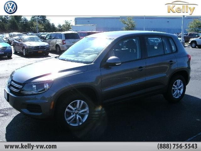 An image of 2012 Volkswagen Tiguan