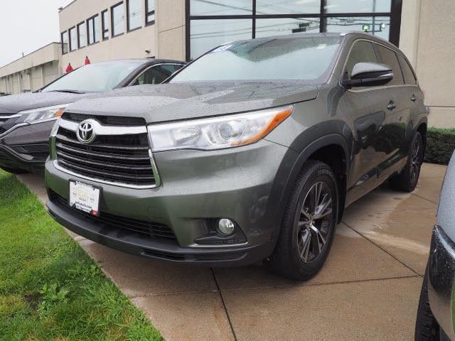 An image of 2016 Toyota Highlander