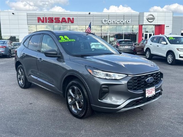 An image of 2024 Ford Escape