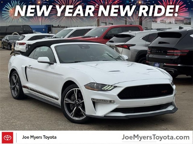 An image of 2022 Ford Mustang