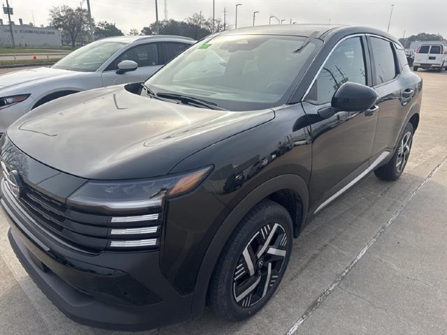 An image of 2025 Nissan Kicks