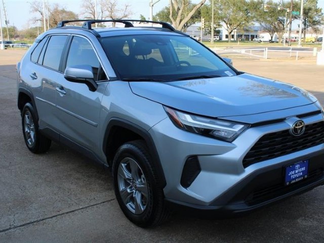 An image of 2025 Toyota RAV4