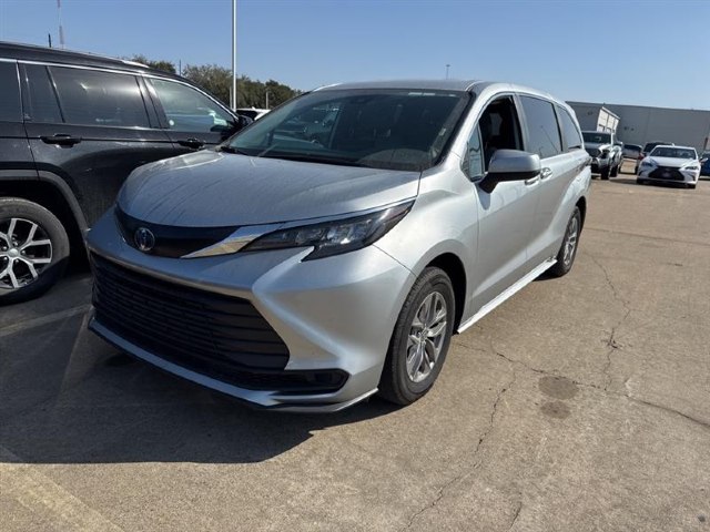 An image of 2025 Toyota Sienna