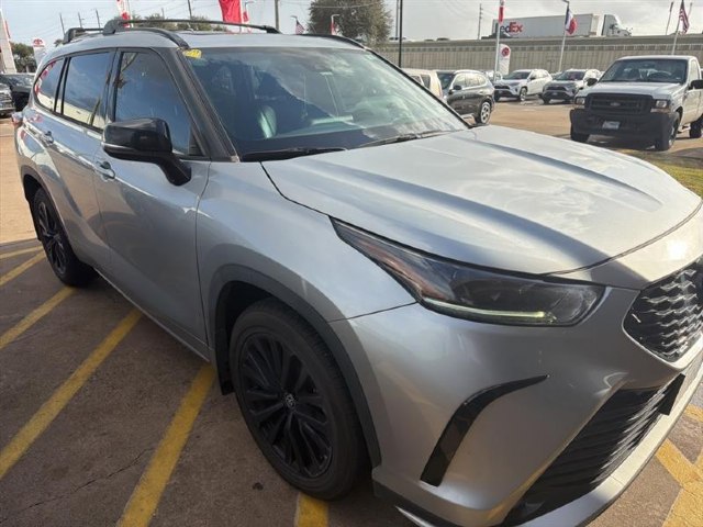 An image of 2023 Toyota Highlander