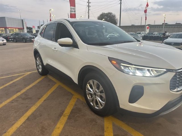 An image of 2023 Ford Escape