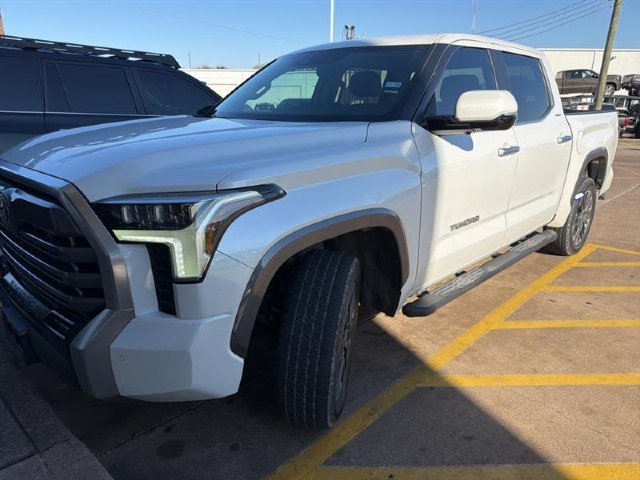 An image of 2024 Toyota Tundra