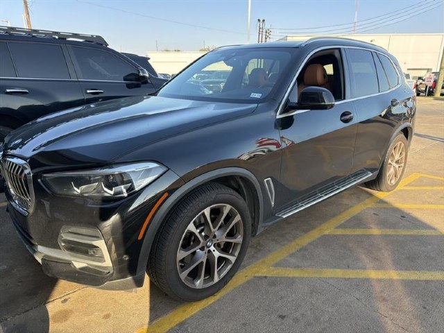 An image of 2023 BMW X5